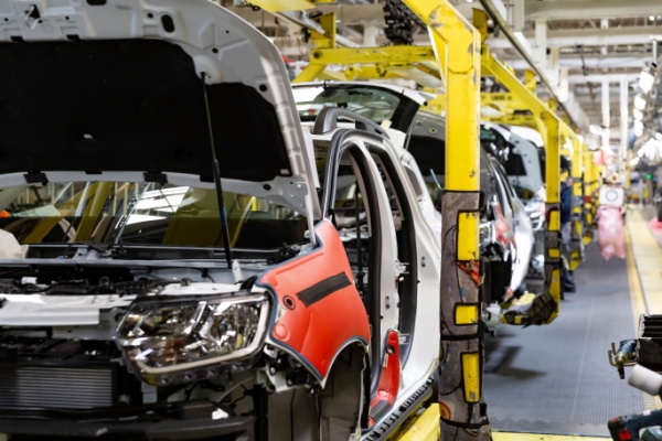 Rejouy - Shutterstock consoreunionautomobile
