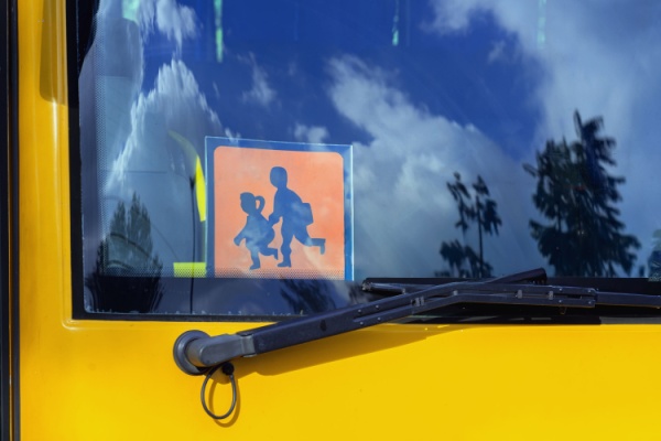 Rejouy - Shutterstock transportcommunenfant