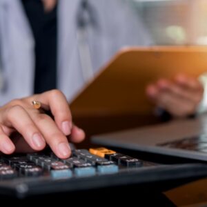 REJOUY - Expertise Comptable Rejouy - Shutterstock sasutraitementsocial
