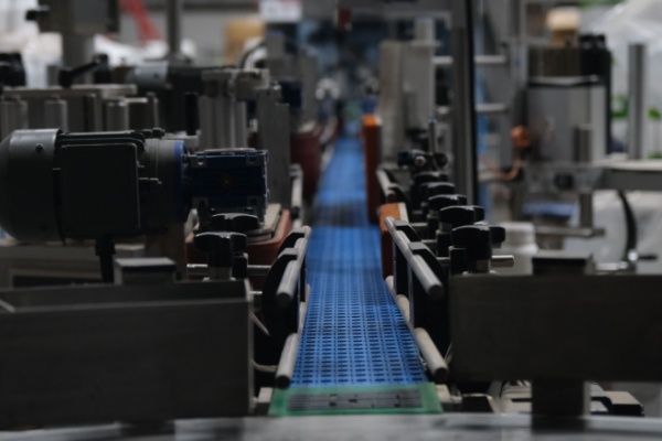 Rejouy - Shutterstock productionmanufacturiereipi 1