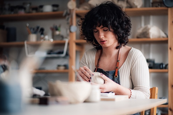 Rejouy - shutterstock nomenclatureartisant