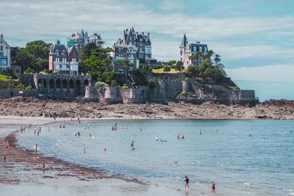 Rejouy - shutterstock strategienationale