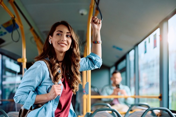 Rejouy - shutterstock transportmaieutique